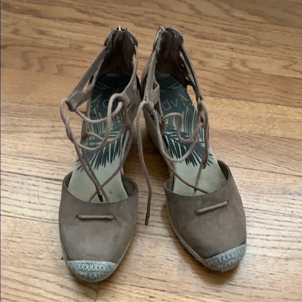Espadrille wedges